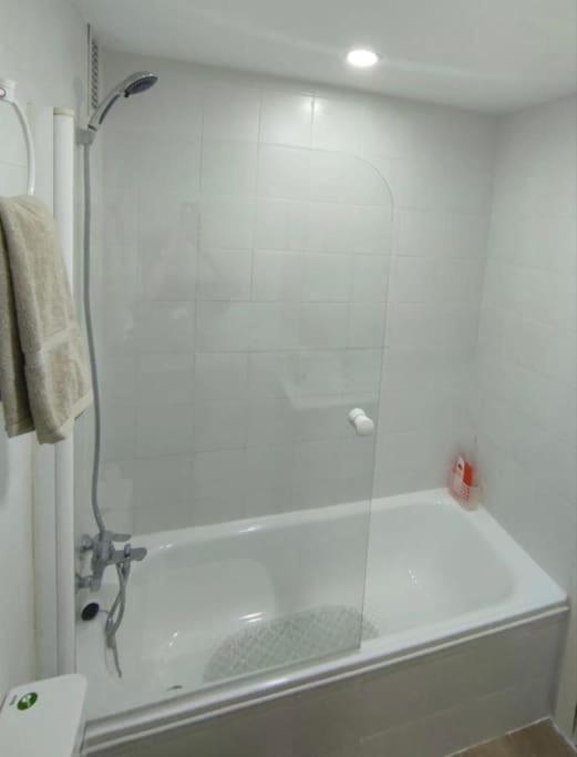 Apartamento En Puerto De Santa Maria, Playa Las Redes إل بويرتو دي سانتا ماريا المظهر الخارجي الصورة