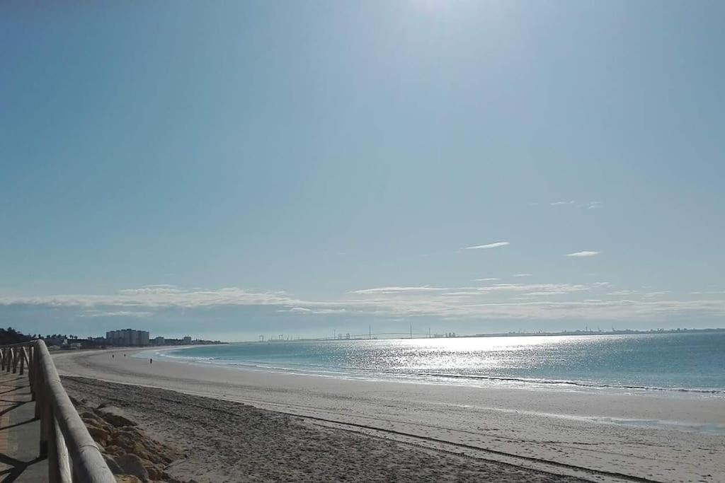 Apartamento En Puerto De Santa Maria, Playa Las Redes إل بويرتو دي سانتا ماريا المظهر الخارجي الصورة