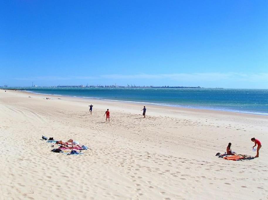 Apartamento En Puerto De Santa Maria, Playa Las Redes إل بويرتو دي سانتا ماريا المظهر الخارجي الصورة
